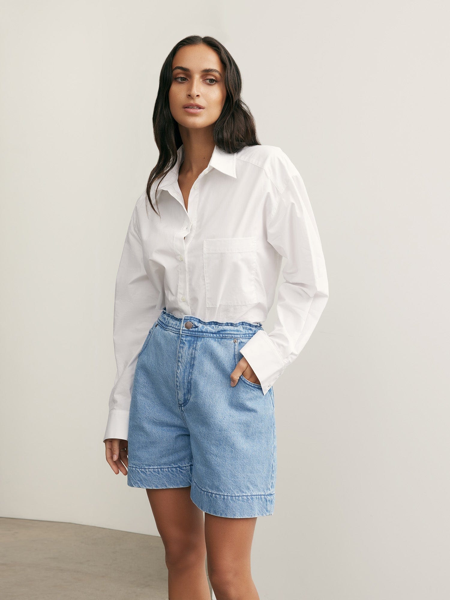 Sophie Drawcord Short Saunter | Linen Denim