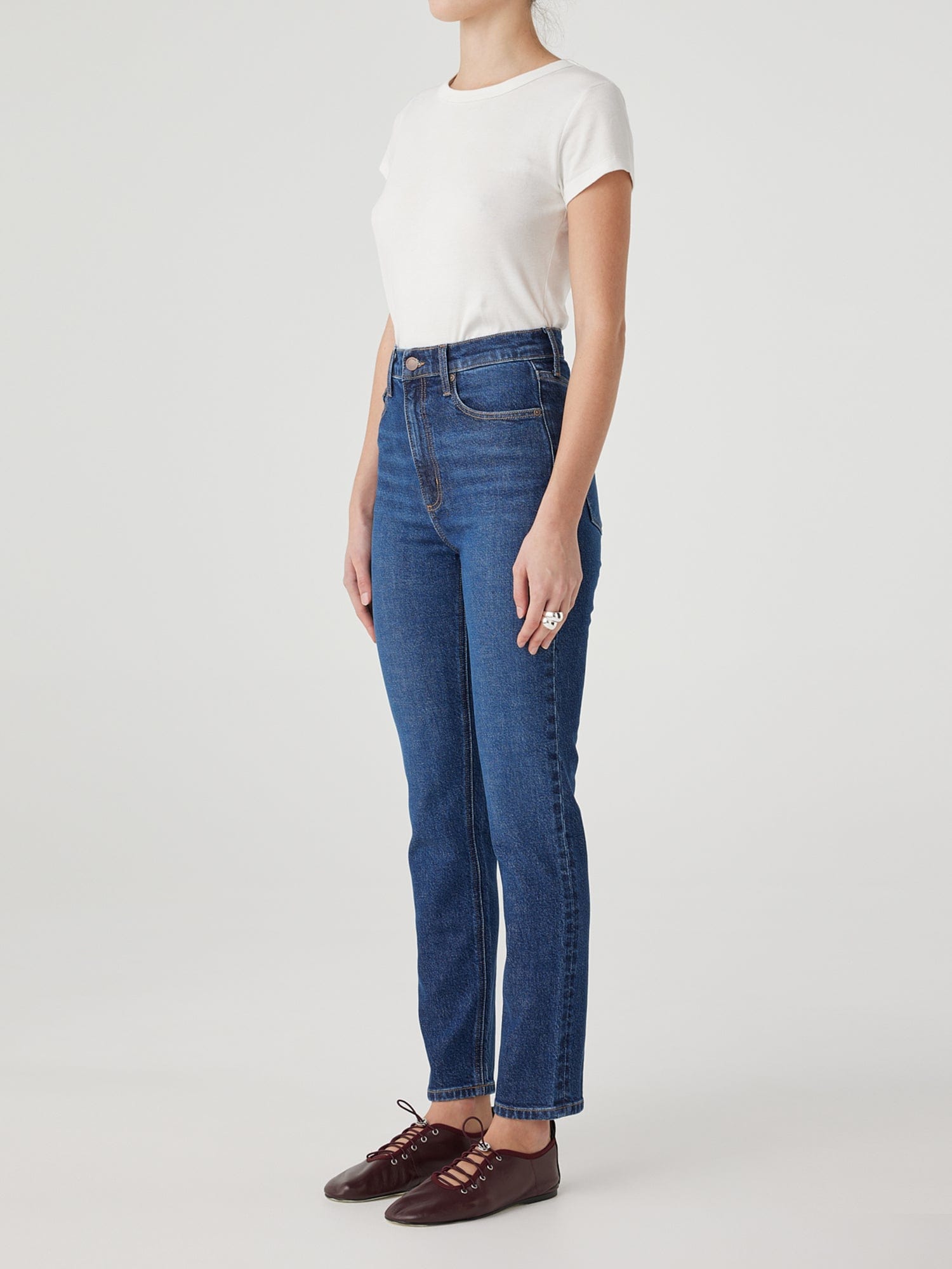 Milla Jean Long in Author – Full-Length Wide Leg Jeans